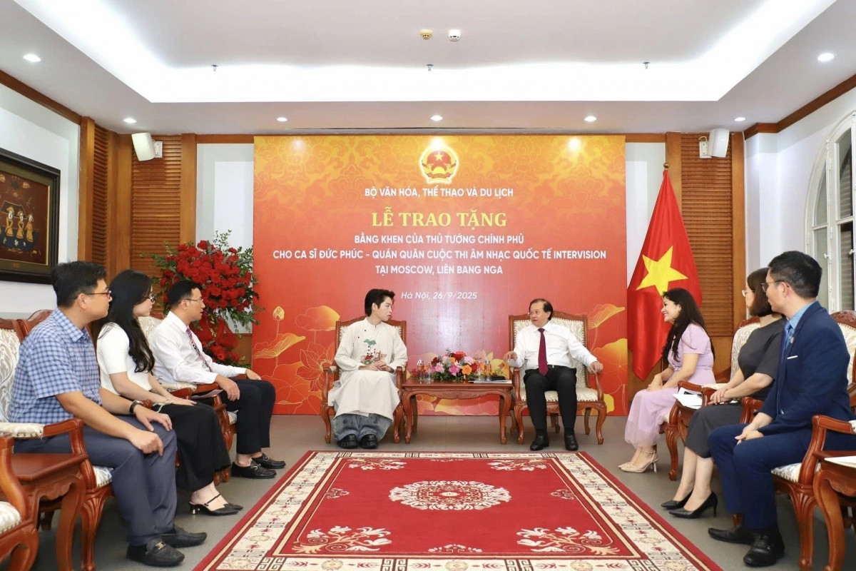 Duc phuc nhan bang khen cua thu tuong chinh phu hinh anh 1