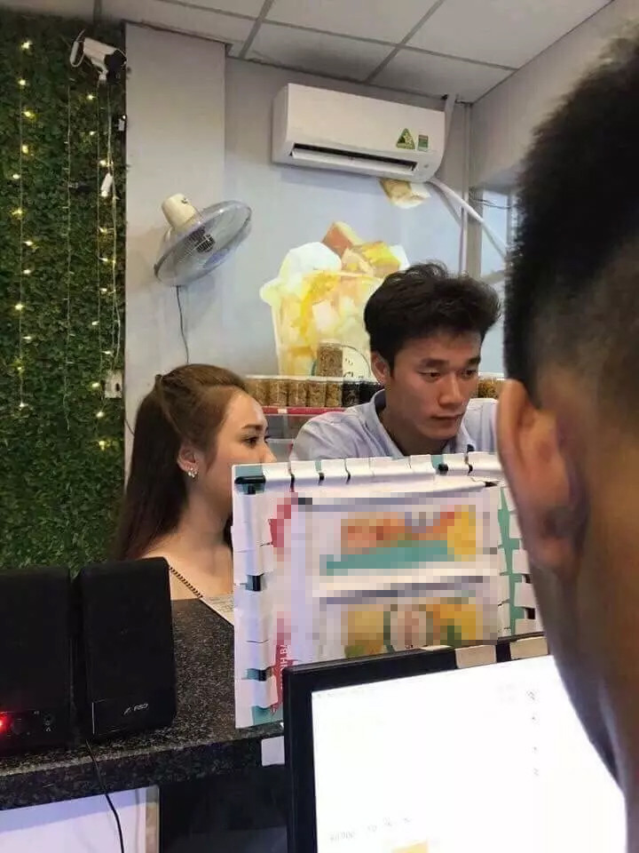 Nhận chẳng ra hot girl nổi tiếng sau 7 năm chia tay thủ môn Bùi Tiến Dũng