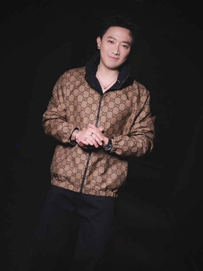 Celeb of the Week Đại lễ 29 – Người rạng rỡ người vướng tranh cãi