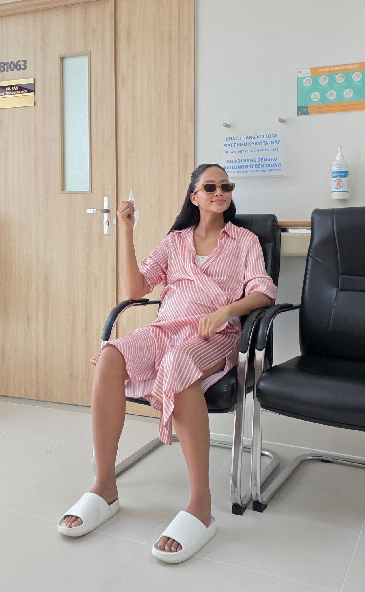 HHen Niê chuẩn bị sinh con đầu lòng tình trạng sức khỏe ra sao