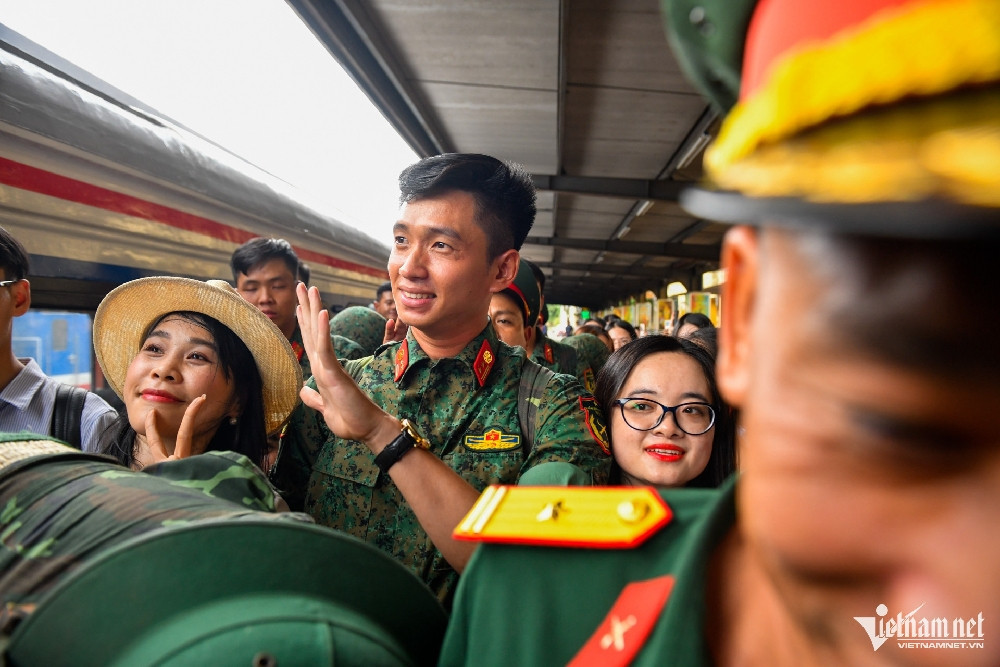 Lê Hoàng Hiệp lại lộ clip hot dài 20 giây chỉ một hành động thôi cũng viral khắp cõi mạng