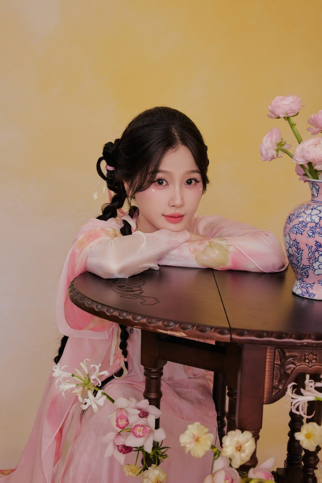 Trúng số độc đắc vào đúng ngày 1/10/2025, Thần tài trợ mệnh, quý nhân giúp đỡ, 3 con giáp khổ tận cam lai, lương thưởng hậu hĩnh, hồng phúc sâu dày - Ảnh 2