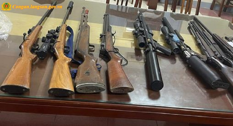 Bắt, khám xét khẩn cấp nơi ở của Trần Tiến Trình - Ảnh 2.