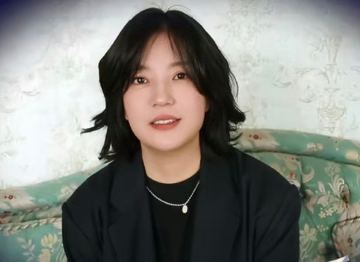 Những lần Triệu Vy xuề xòa xuống sắc không nhận ra