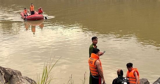 Tìm thấy 3 thi thể thanh niên dưới hồ Cá Sấu