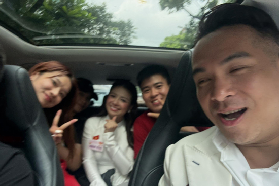 Đến lượt Đỗ Duy Mạnh là 'nạn nhân' ở loạt ảnh Trương Thế Vinh, netizen bật chế độ giải cứu khẩn cấp