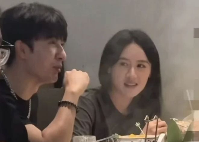 Bản sao Triệu Lệ Dĩnh ra sao sau 3 năm bị phong sát