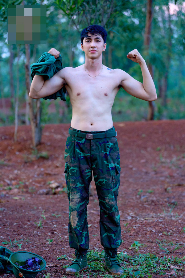 Cận cảnh body khi 'cởi áo' của dàn trai đẹp Bình An, Anh Tú, Huỳnh Anh - Ảnh 2.