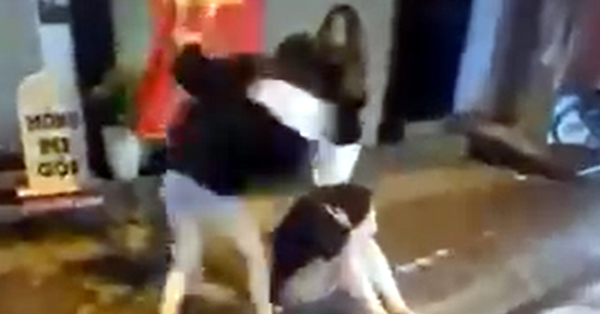 Cô gái bị nhóm người đánh hội đồng lúc nửa đêm ở Hà Nội