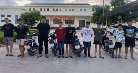 Diễn biến mới vụ thiếu niên 16 tuổi bị đánh co giật gần cổng trường đại học