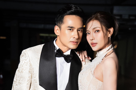 Thúy Diễm bị chỉ trích vì hôn bạn diễn nồng nhiệt và phản ứng của ông xã Lương Thế Thành