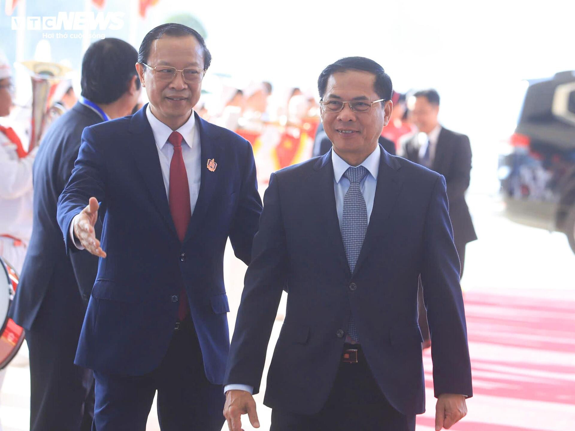 Tổng Bí thư Tô Lâm dự lễ kỷ niệm 80 năm truyền thống ngành Giáo dục và khai giảng năm học 2025-2026 - 11