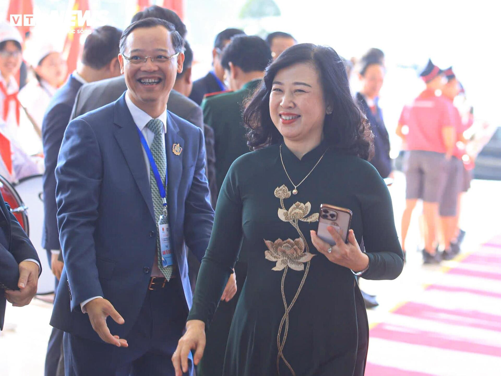 Tổng Bí thư Tô Lâm dự lễ kỷ niệm 80 năm truyền thống ngành Giáo dục và khai giảng năm học 2025-2026 - 13