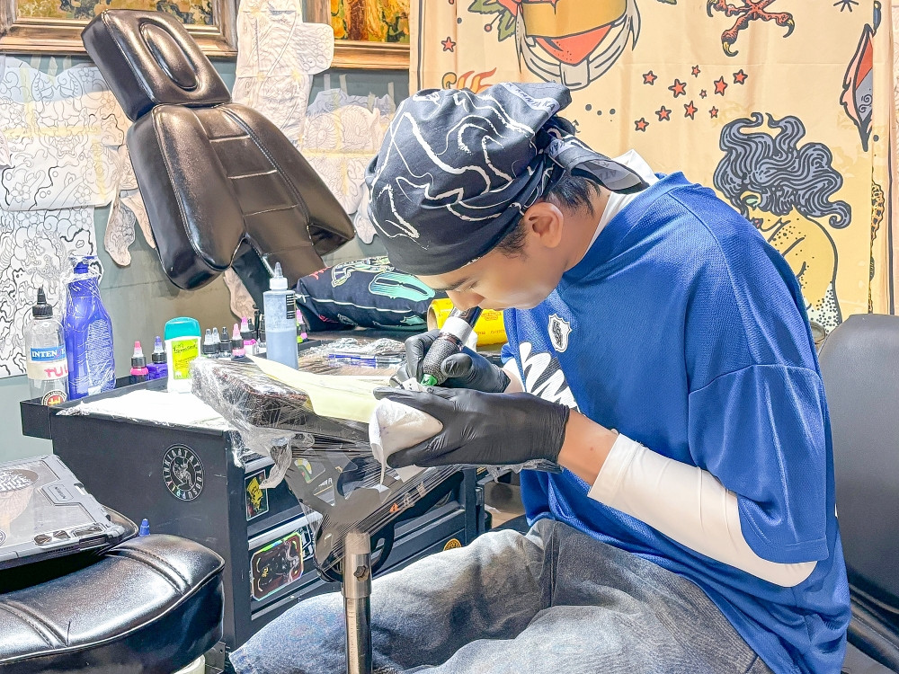 Lý do Thuận Nguyễn bất ngờ xuất hiện tại Bệnh viện Phục Hồi Chức Năng TPHCM