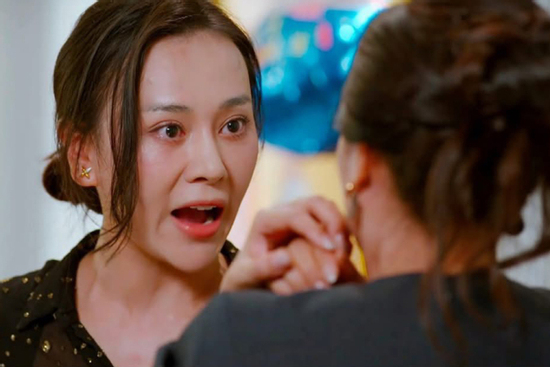 Phương Oanh 'bạo lực' với kẻ bắt nạt con mình: Đụng đến con, chính là chạm vào 'cầu chì' cảm xúc nguy hiểm nhất trong mỗi người mẹ