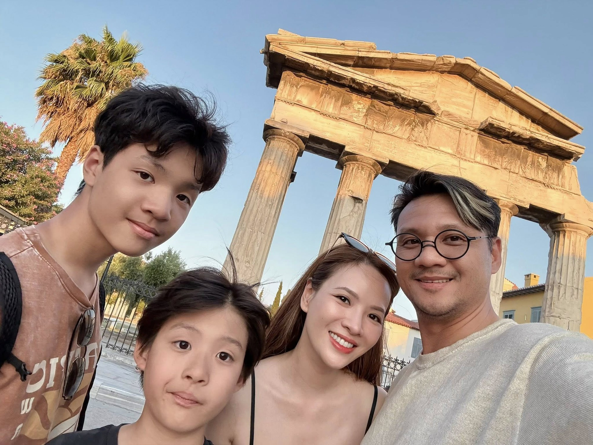 Cuộc sống Khải Anh - Đan lê sau khi rời VTV: Hôn nhân hạnh phúc và Sự nghiệp mới - Ảnh 4.