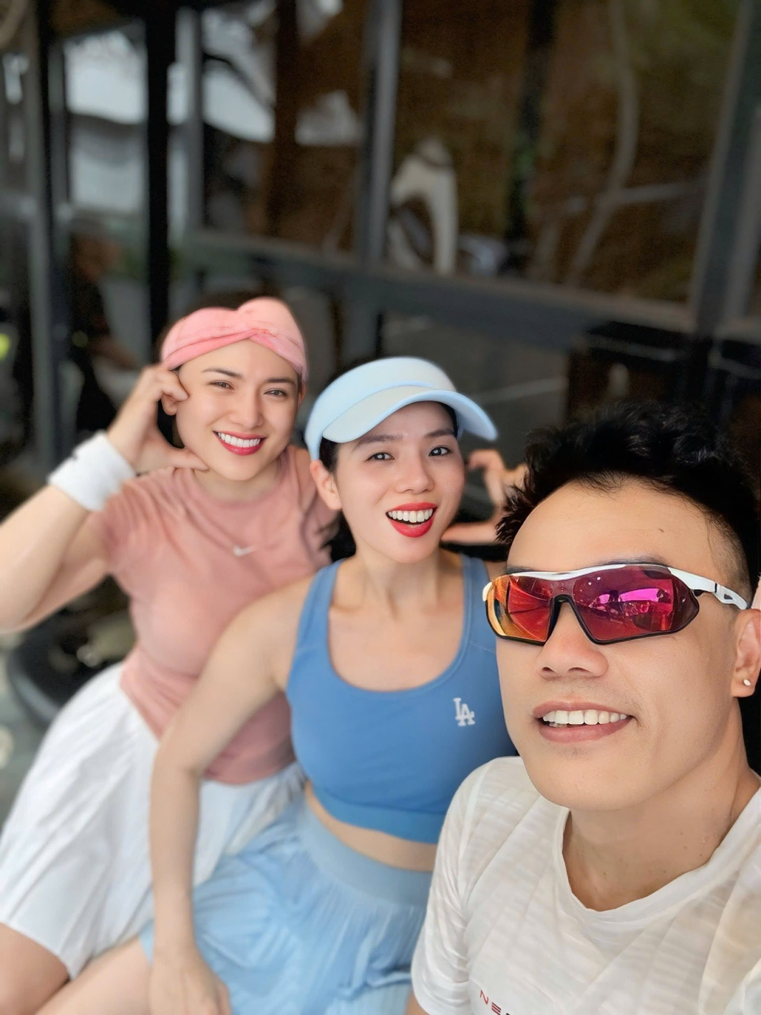 Lệ Quyên lộ vóc dáng thật trên sân pickleball