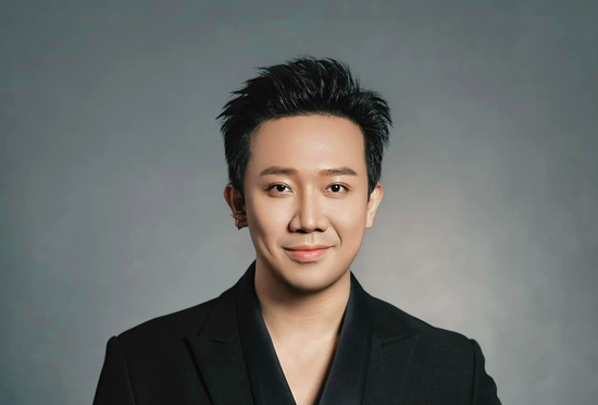 Trấn Thành có động thái gây chú ý khi 'Mưa Đỏ' đạt top 1 doanh thu phòng vé