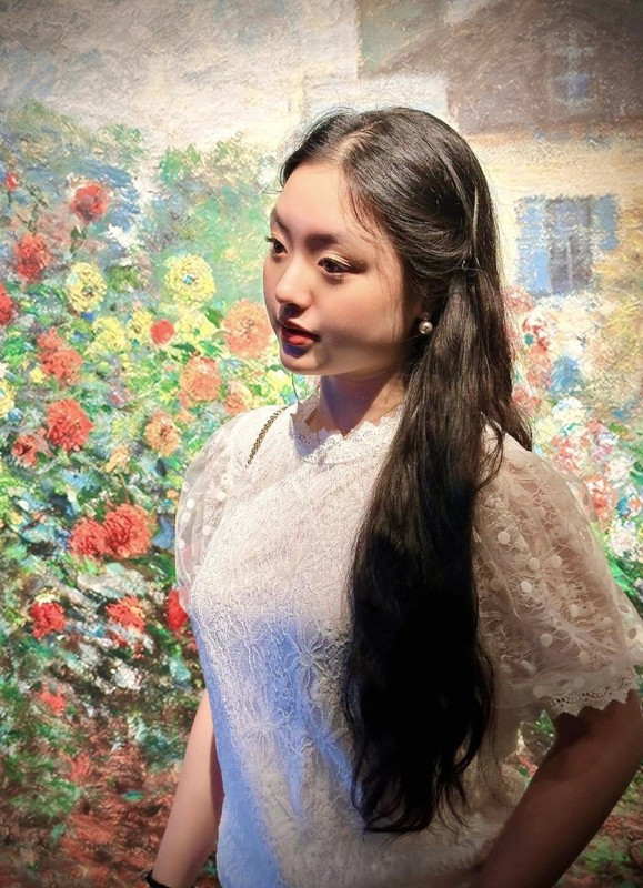 Ái nữ nhà Thúy Hạnh từng nặng 64kg nay trổ được gọi là tiểu Kim Tae Hee