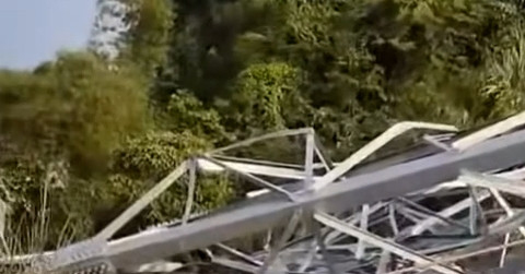 Gãy cột điện, một người tử vong