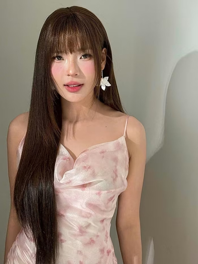 Thúy Diễm 39 tuổi vẫn trẻ đẹp như nữ sinh