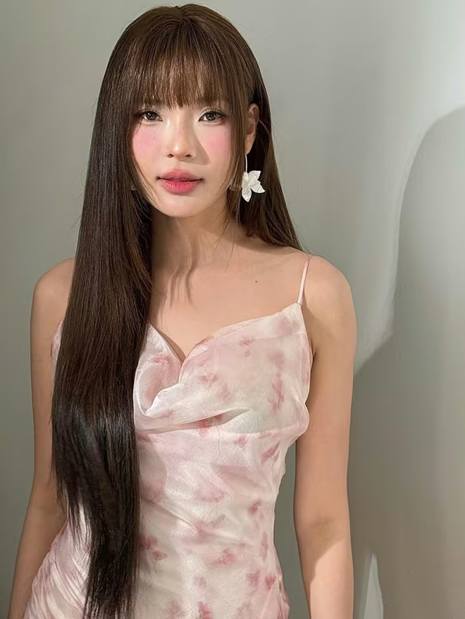 Thúy Diễm 39 tuổi vẫn trẻ đẹp như nữ sinh