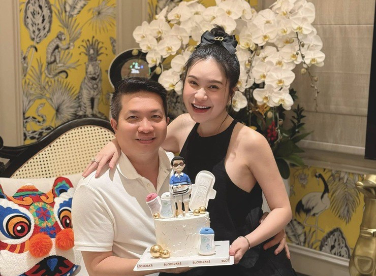 Vợ chồng Đoàn Di Băng ra thông báo nóng chuyện kinh doanh netizen phản ứng trái chiều
