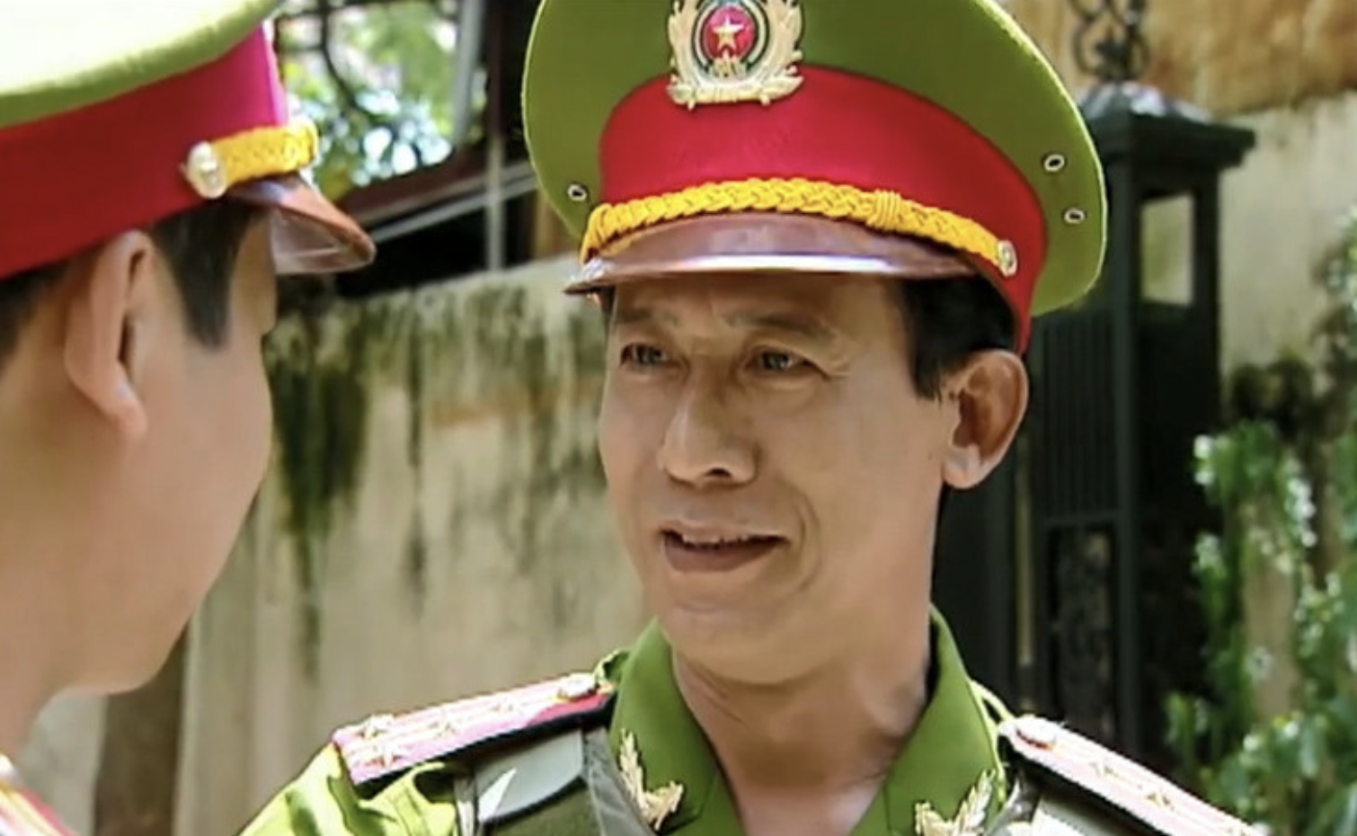 Văn Báu vào vai sếp công an trong phim