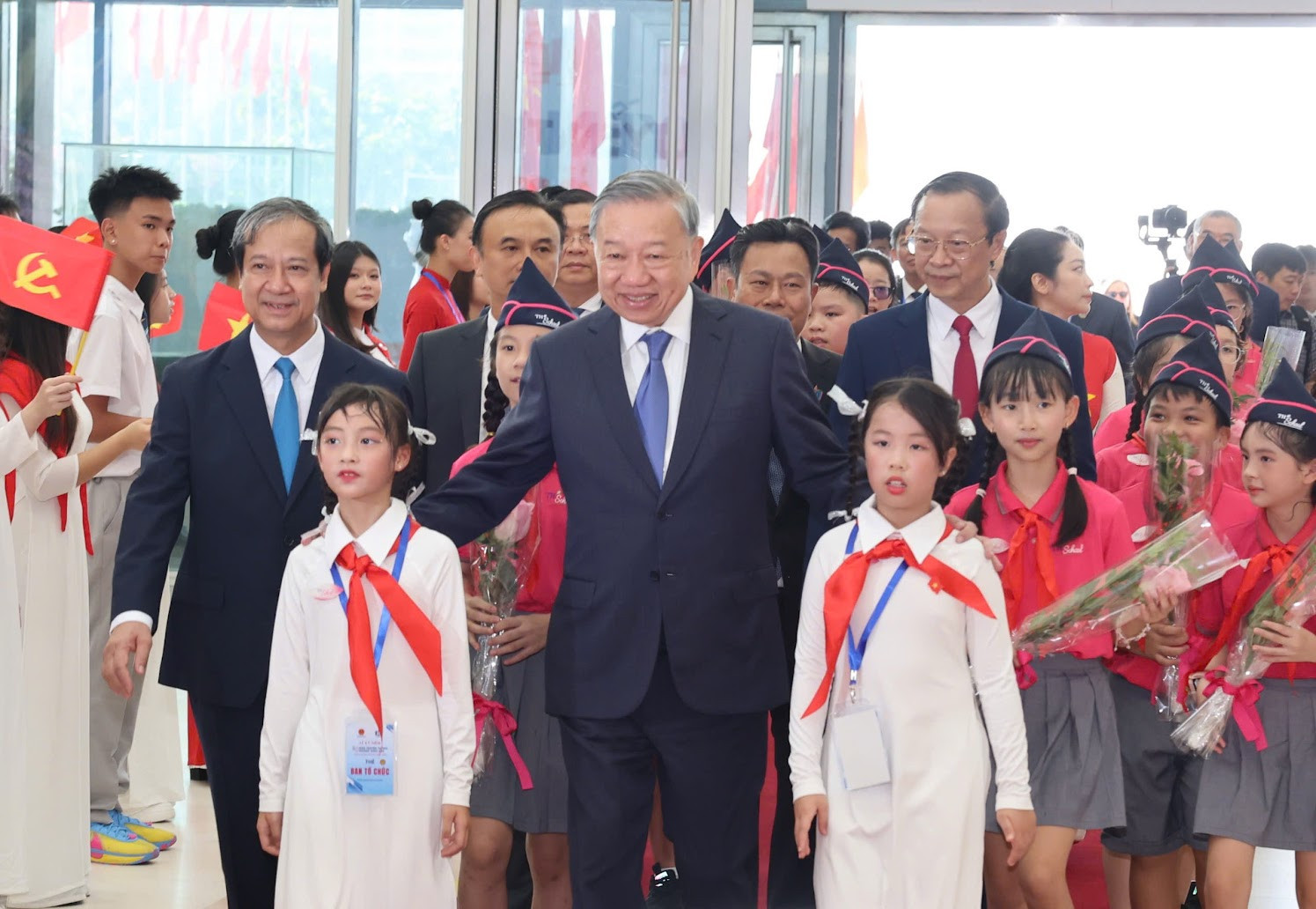 Tong Bi thu To Lam.jpg