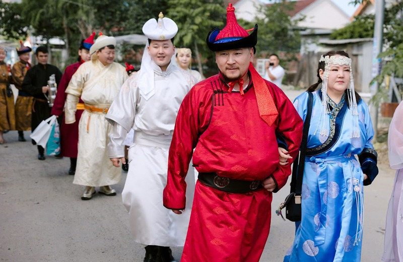 dam hoi mong co 1.jpg