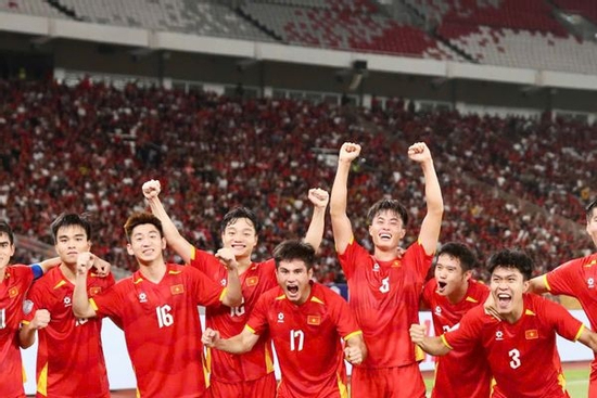U23 Việt Nam góp phần gây ra 'nỗi đau đớn bậc nhất' cho bóng đá Indonesia năm 2025