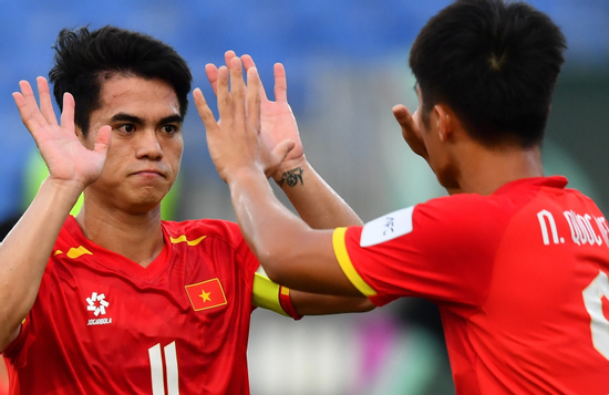 Fan Thái Lan: ‘Xem U23 Việt Nam thật đã, họ sẽ dự World Cup’