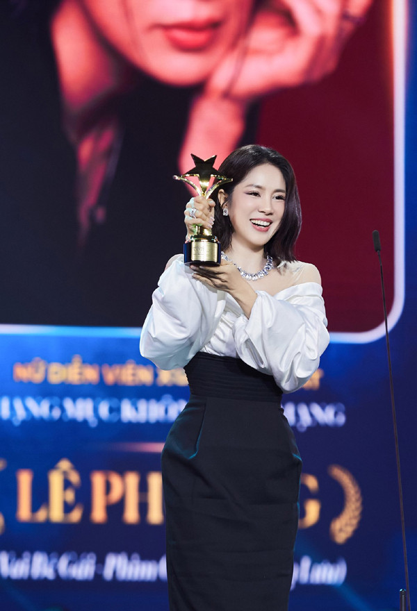 Lê Phương có tin vui ở tuổi trung niên - Ảnh 2.