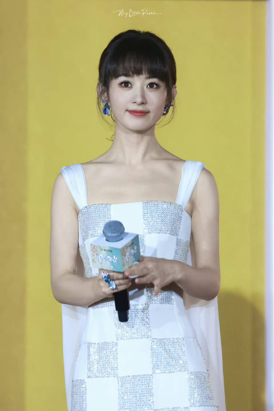 Triệu Lệ Dĩnh 'gây bão' cõi mạng với vẻ đẹp khó tin ở tuổi U40 - Ảnh 3