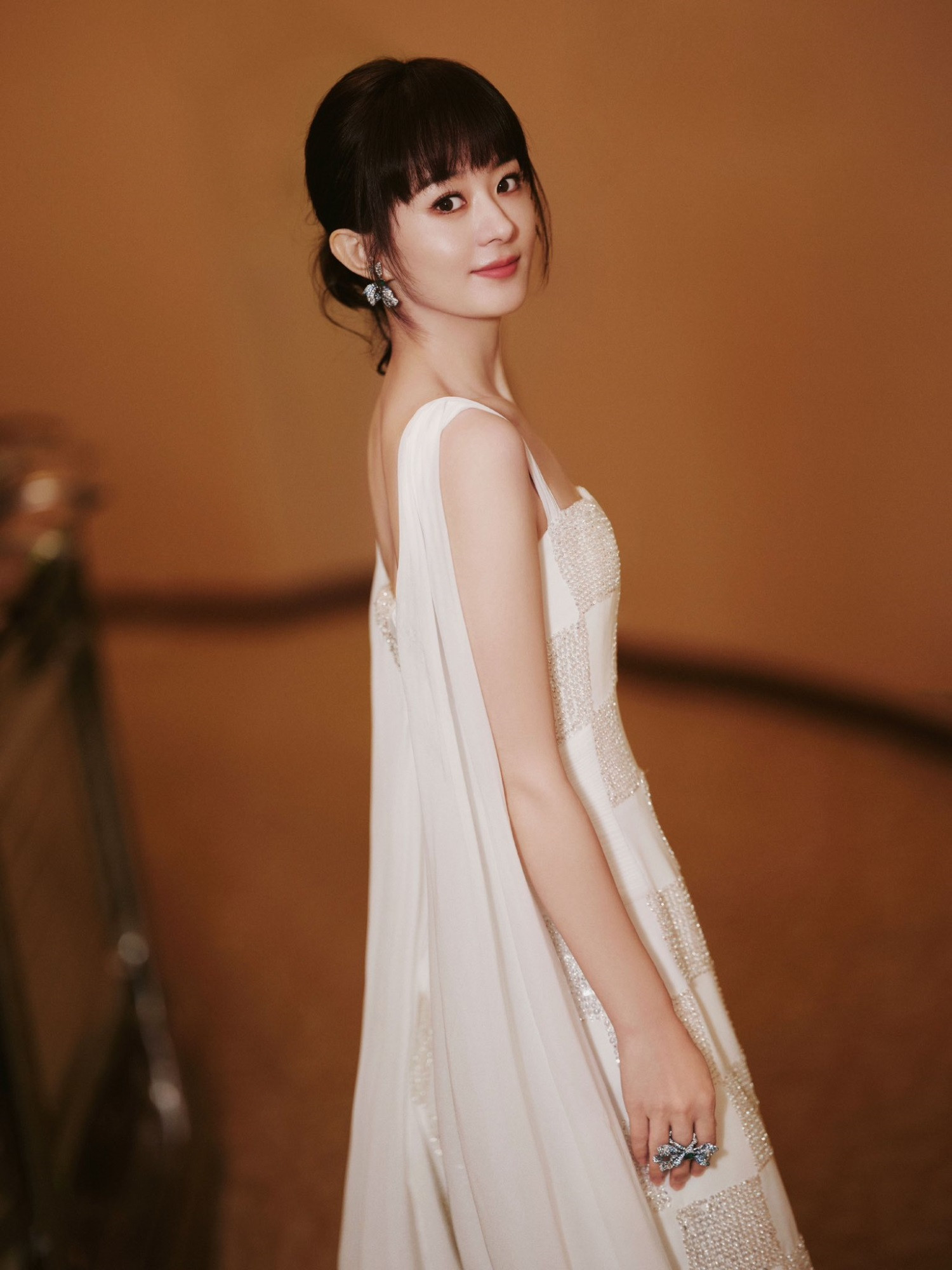 Triệu Lệ Dĩnh 'gây bão' cõi mạng với vẻ đẹp khó tin ở tuổi U40 - Ảnh 5