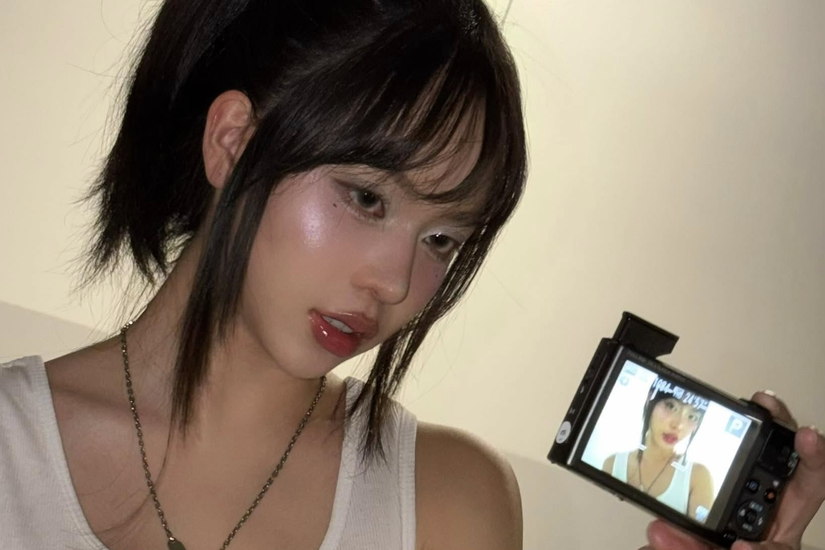 Hoa hậu Thanh Thủy lại gây chú ý với diện mạo khác lạ