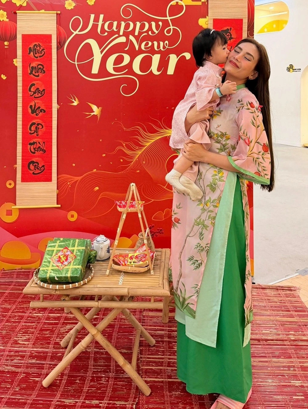 sao viet 12 1 le quyen len tieng phan tran sau loat binh luan tho tuc hinh anh 2