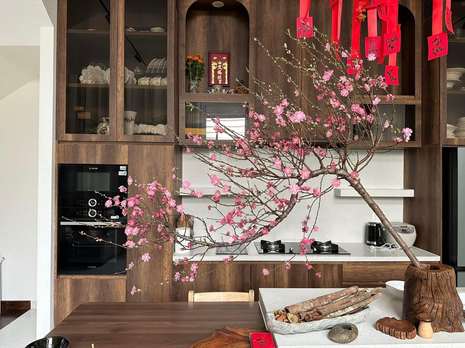 Biệt thự lộng lẫy của Vân Trang kỷ niệm ngày cưới đầy ý nghĩa - Ảnh 27.