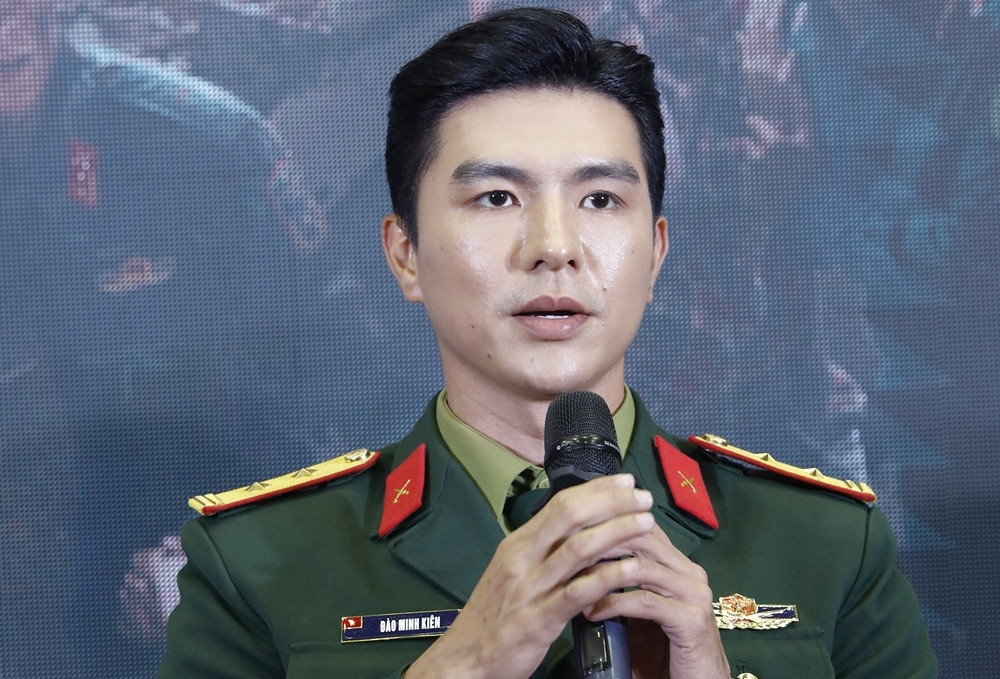 Sau 'Mưa đỏ', Steven Nguyễn hóa chính diện trong 'Không giới hạn'