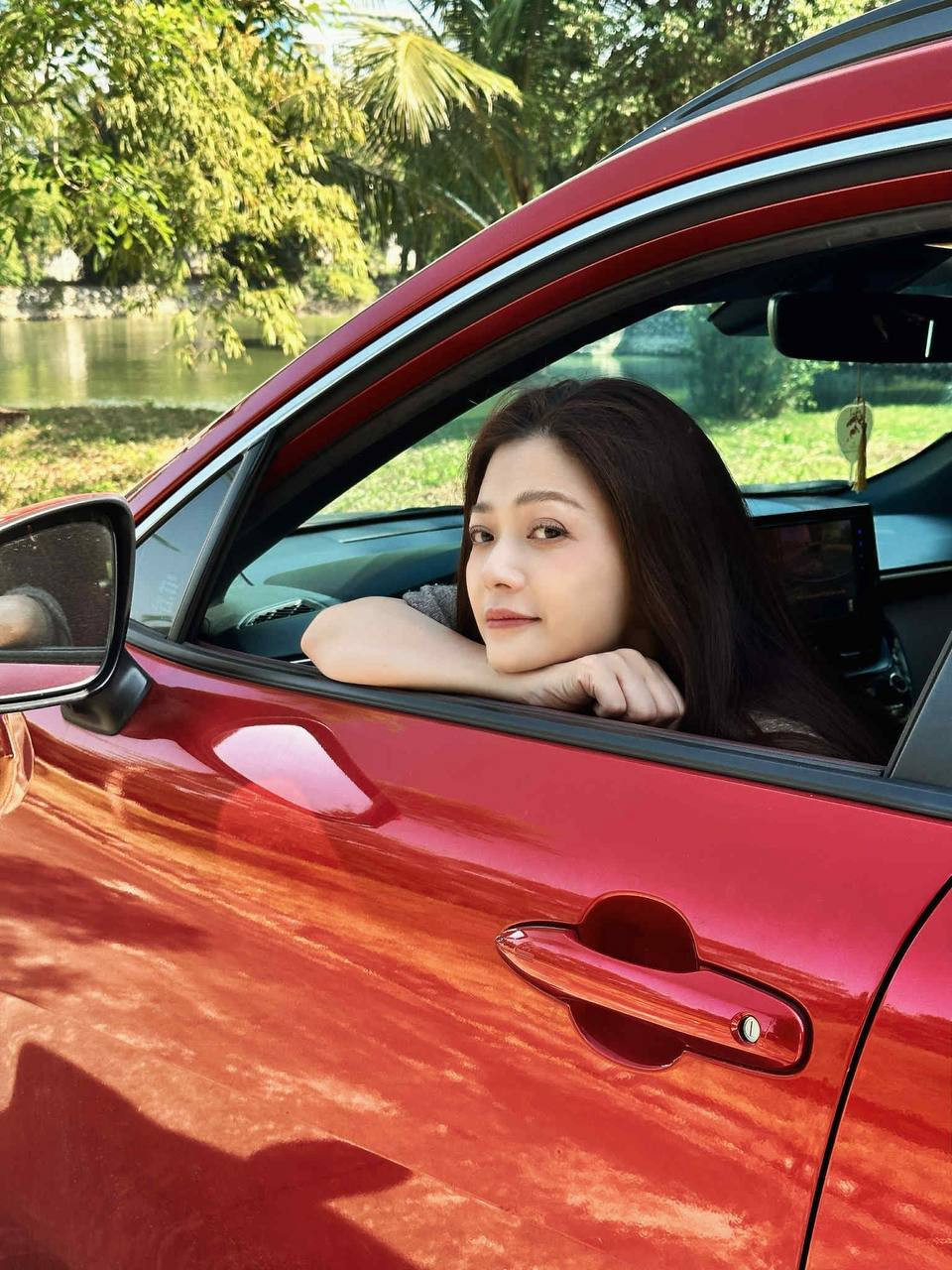 Mỹ nhân hot nhất phim giờ vàng VTV: Khoe sắc vóc đáng ngưỡng mộ ở tuổi 45  - Ảnh 10.