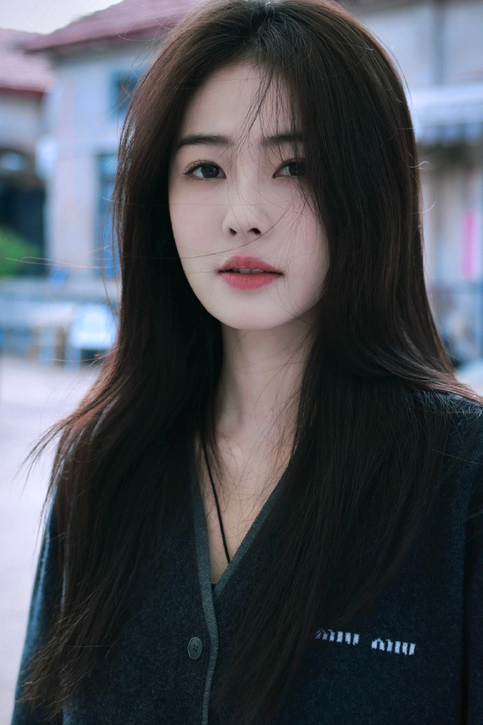 Sau hôm nay, thứ Tư 14/1/2026, Thần Phật phù hộ lại có quý nhân giúp sức, thỉnh tài rước lộc về nhà, cả tiền và tình đều song hành viên mãn - Ảnh 1