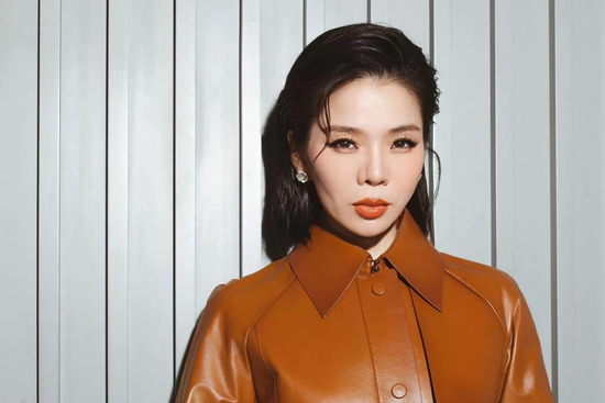 Cuộc đấu khẩu mà Lệ Quyên không nên thắng