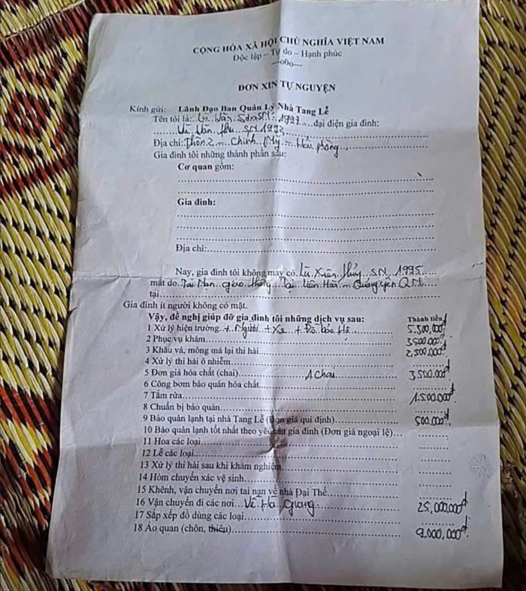 van chuyen thi the 1.jpg