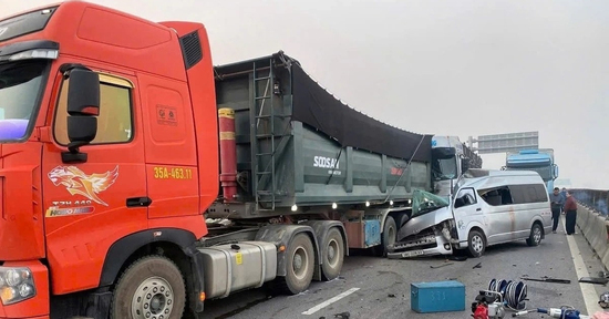 Xem xét khởi tố vụ tai nạn làm 4 người chết trên cao tốc qua Thanh Hóa
