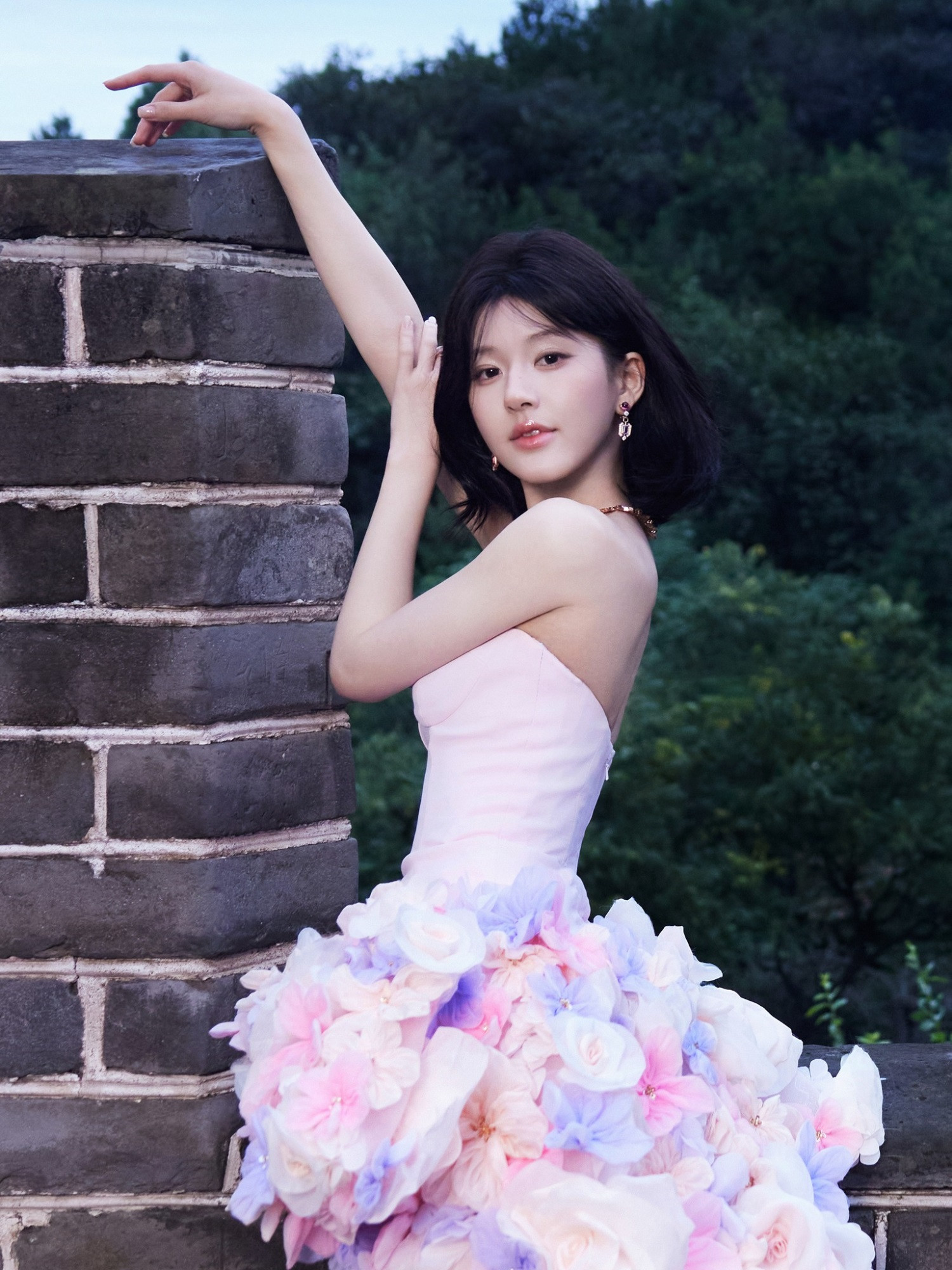 Cuối ngày hôm nay (16/1/2026), 3 con giáp được Thần Tài thưởng lộc, tiền bạc sum suê, tiền vàng sáng chói, giàu nứt đố đổ vách - Ảnh 1