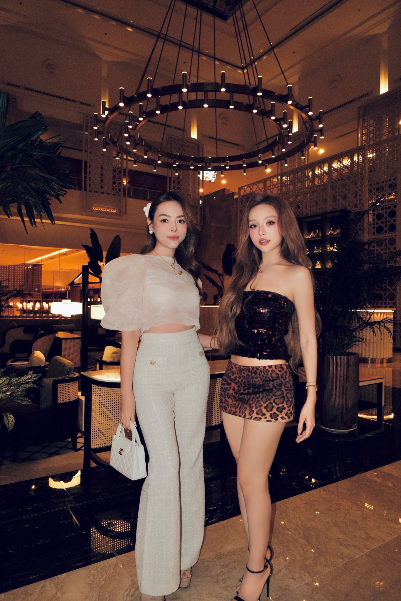 Căn biệt thự dưỡng già của Huyền Baby và bạn thân tại Đà Lạt lộng lẫy , sang trọng - Ảnh 1.