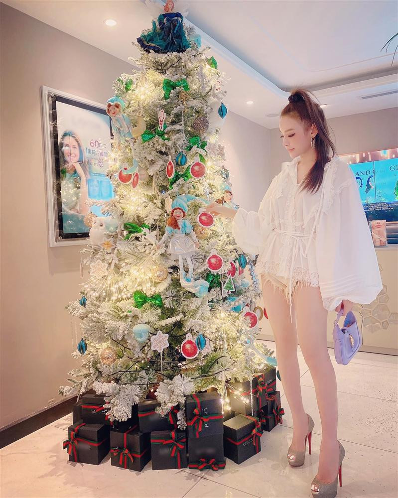 Căn biệt thự dưỡng già của Huyền Baby và bạn thân tại Đà Lạt lộng lẫy , sang trọng - Ảnh 24.