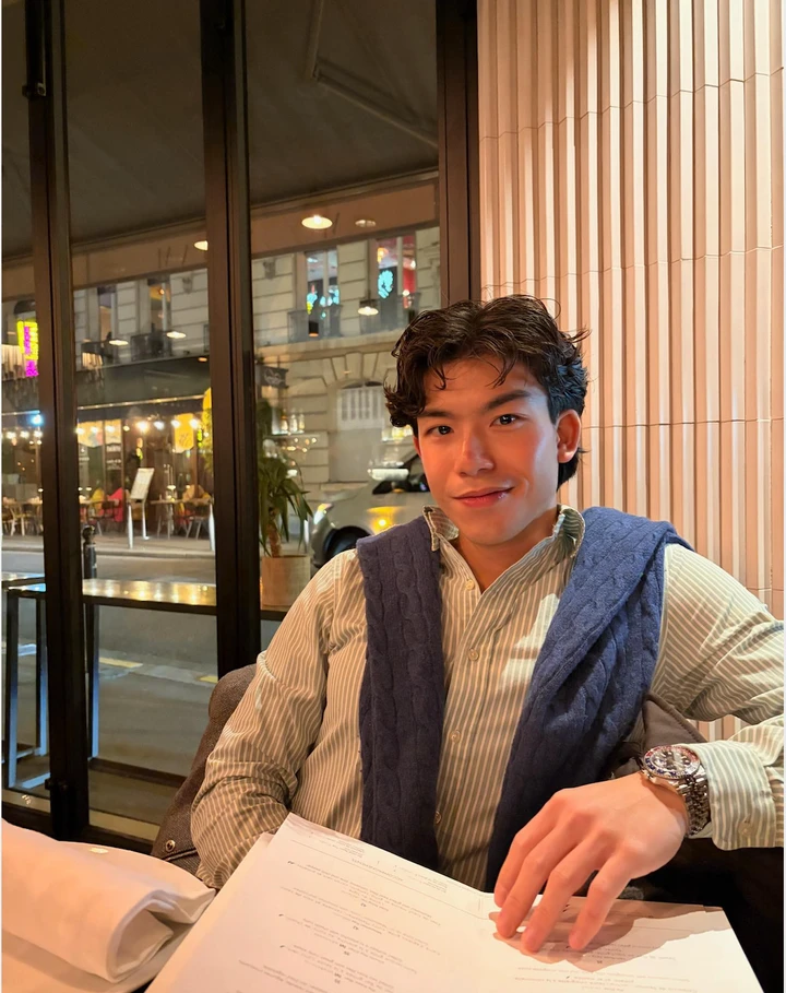 Tùng Anh tốt nghiệp ngành Công nghệ thông tin tại Đại học Texas Christian, Mỹ.