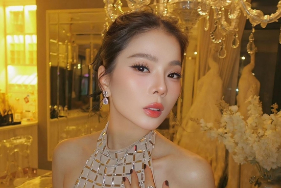 Đã đến lúc xử phạt nghiêm khắc nghệ sĩ lệch chuẩn