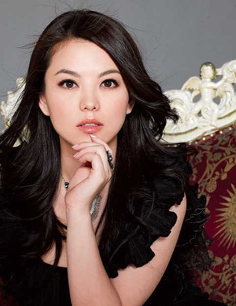 Nữ MC nổi tiếng, khoe khoang độ giàu có và cái kết phải nhận- Ảnh 4.